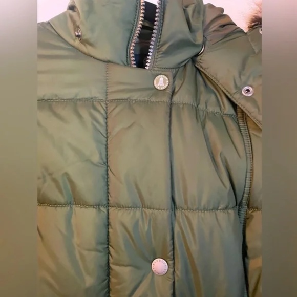 BARBOUR Winterton Water Resistant Hooded Quilted Coat with Faux Fur Trim SZ 4 - Picture 7 of 7